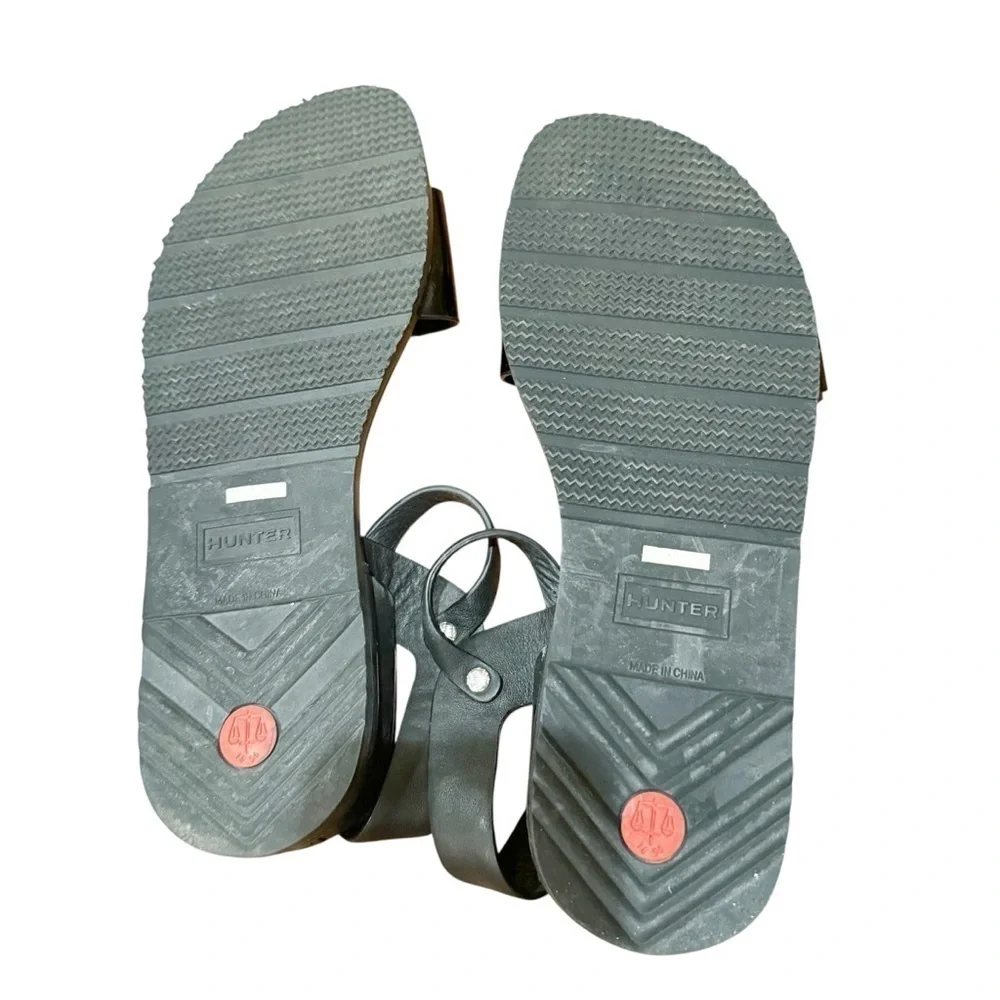 Hunter Algae Sandals Black size 9